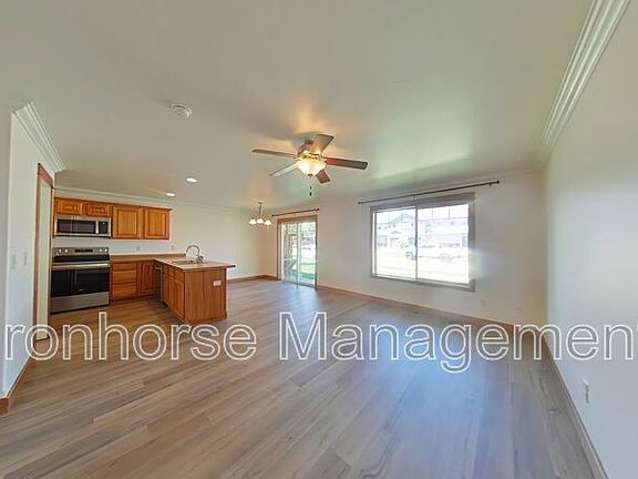 2nd image of 5471 Glenellen Dr APT 4