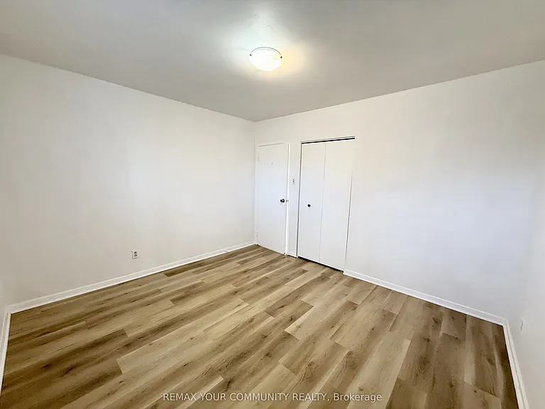 17 Regatta Cres #UPPER — Photo 20