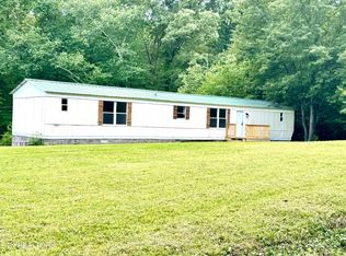 168 Fairview Rd, Harriman, TN 37748