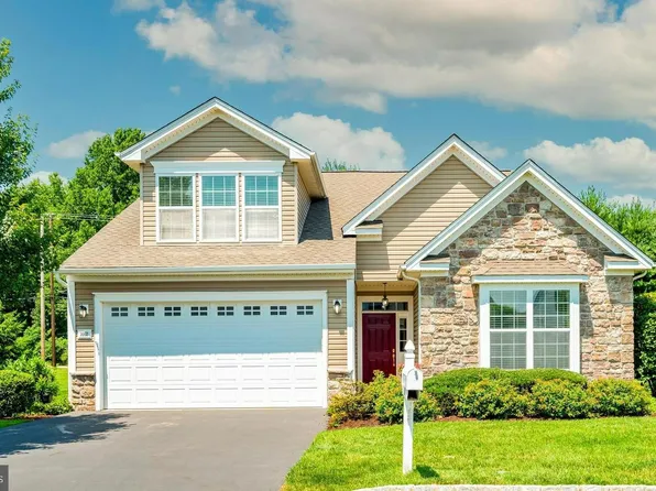 1662 Hance Ln, Garnet Valley, PA 19060