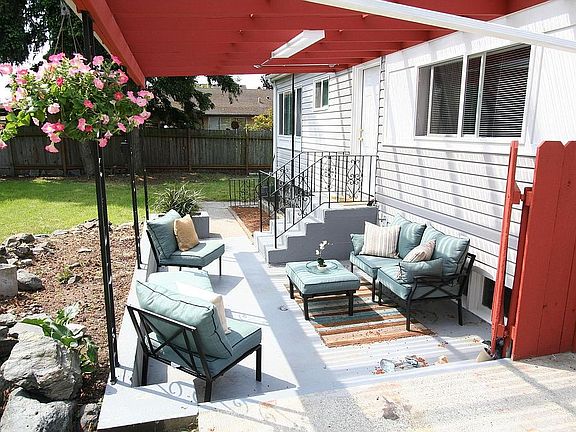 Brand new back patio