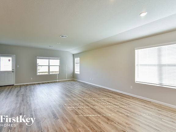 3rd image of 12924 Thyme Way