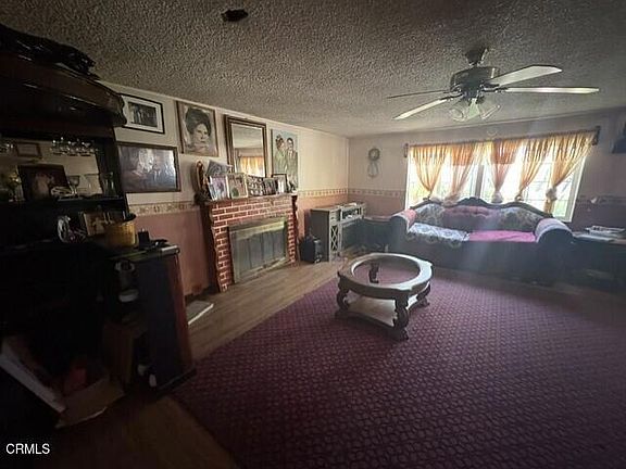 2nd image of 163 E Dollie St