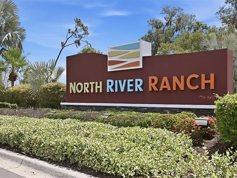9108 Royal River Cir — Photo 33