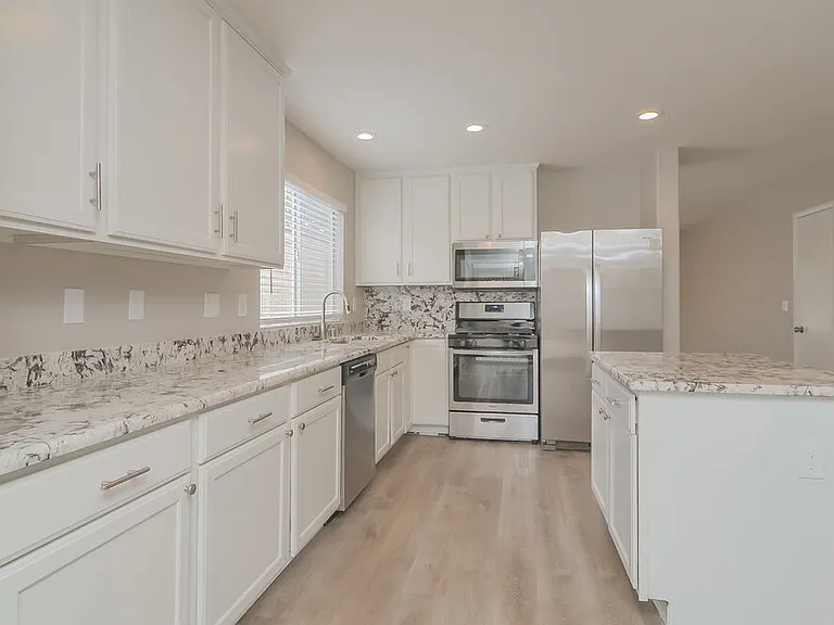 705 Orchid Tree Ln — Photo 8