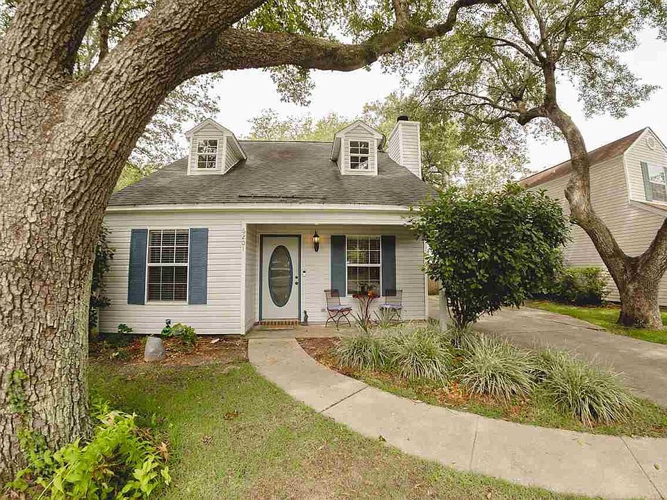 1st image of 6201 Chablis Ln