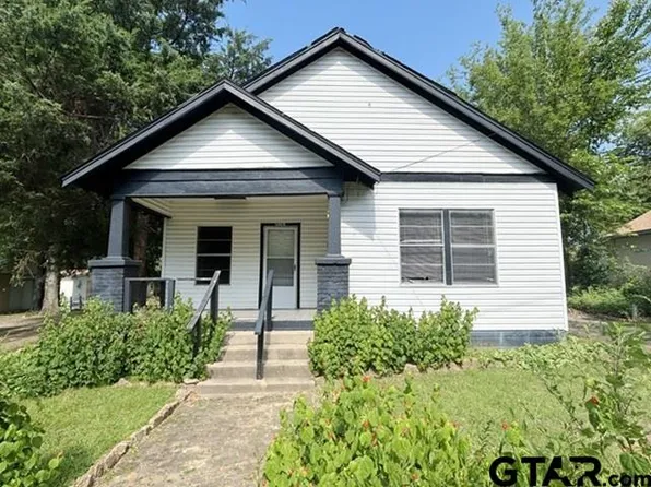 1308 N Whitten Ave, Tyler, TX 75702