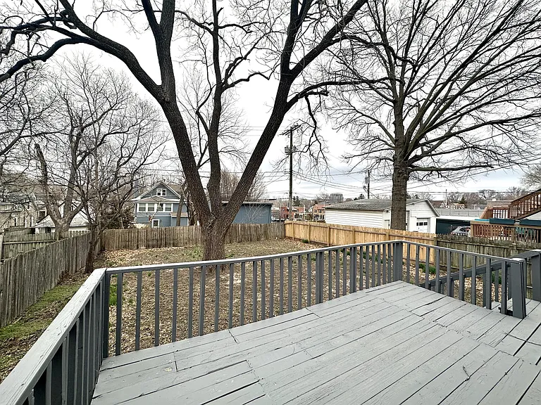 4241 Genessee St — Photo 22