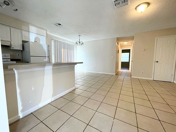 4th image of 206 S Galena Ave #208-A