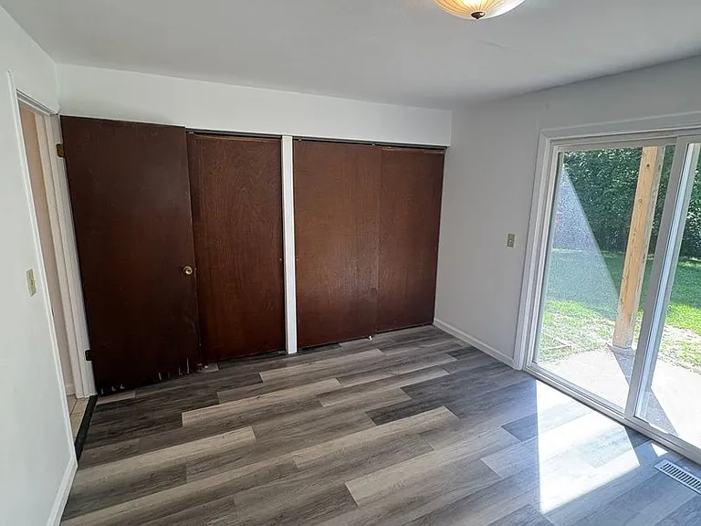 1504 W Tiffany Dr — Photo 7