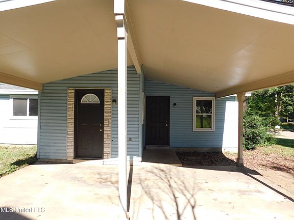 2nd image of 2655 Southbridge Dr