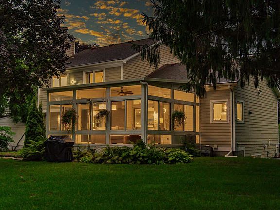 2nd image of 2324 Wentworth Ave
