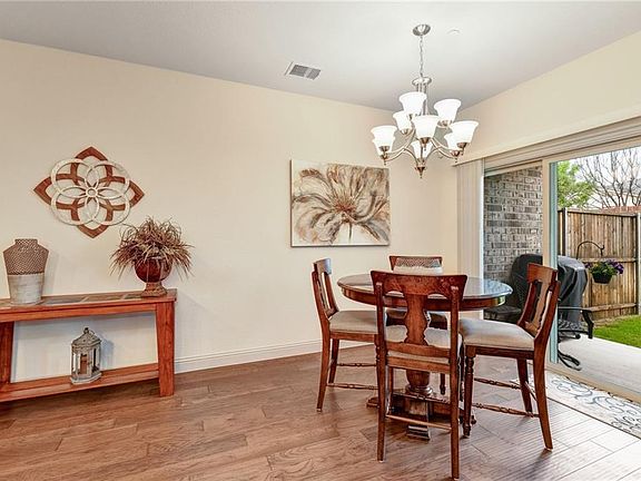 3rd image of 1236 Wiltshire Dr