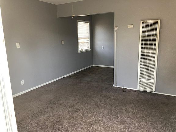 3rd image of 8132 Marilyn Ave