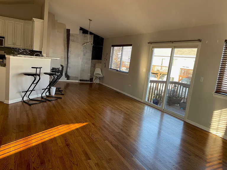 3031 Saganashkee Ln #3031 — Photo 6