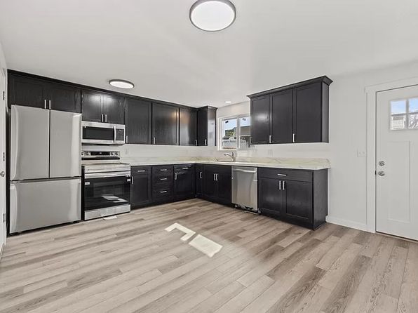 4020 Clinton Ave #B