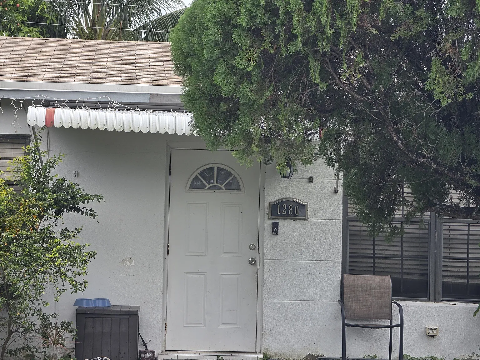 3 bed, 2.0 bath, 1166 sqft, $2,800 — Photo 2