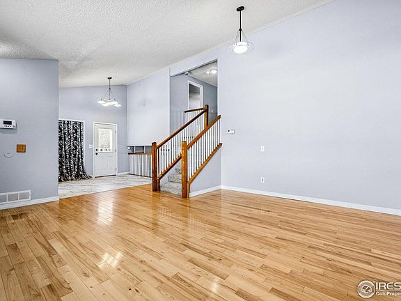 5th image of 420 E 32nd St