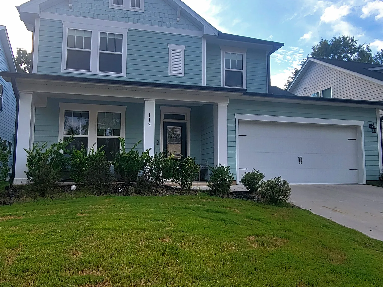 112 Roundview Ct — Photo 3