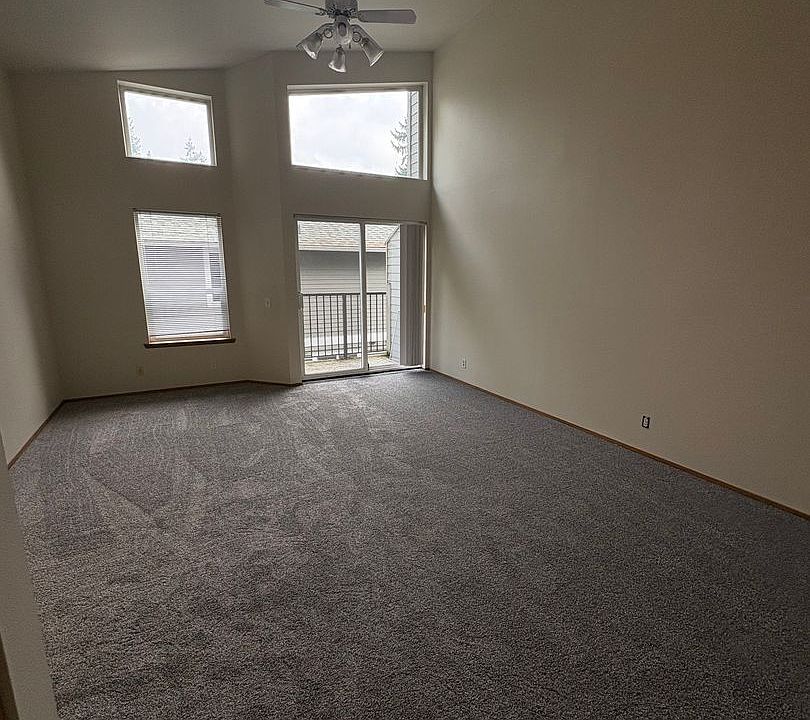 1st image of 1302 N 152nd St APT 5
