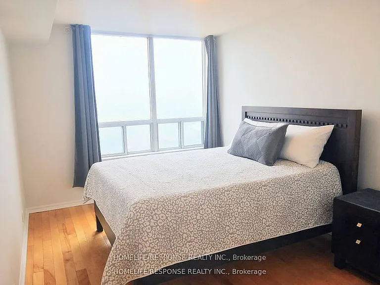 1720 Eglinton Ave E #LPH8 — Photo 13