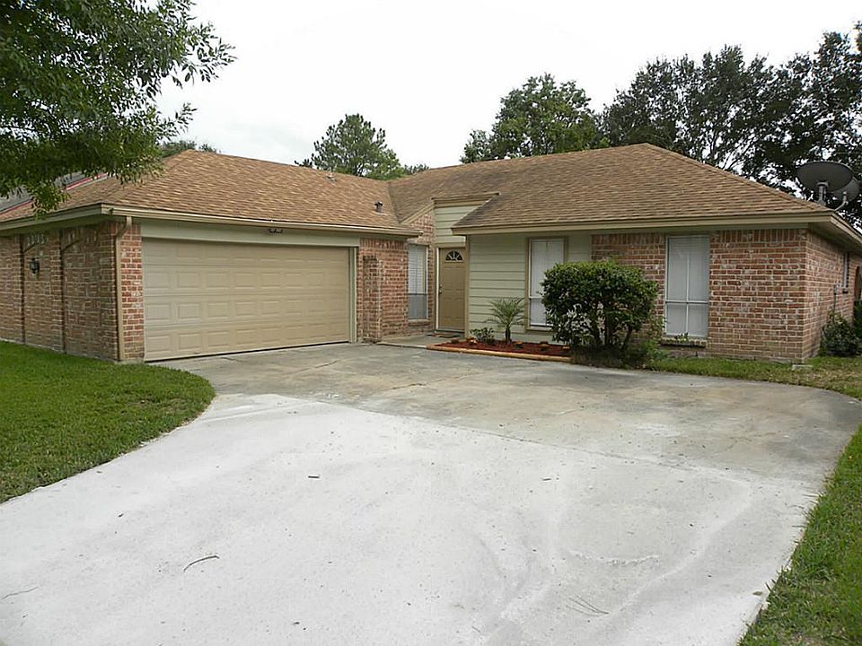 1st image of 2215 Turtle Creek Dr