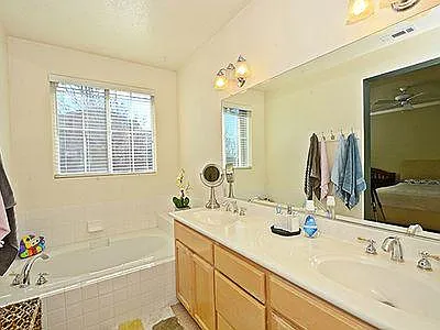 6186 Moore Pl — Photo 16