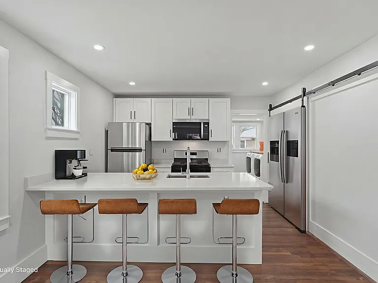 18 Ronan St #2 — Photo 18