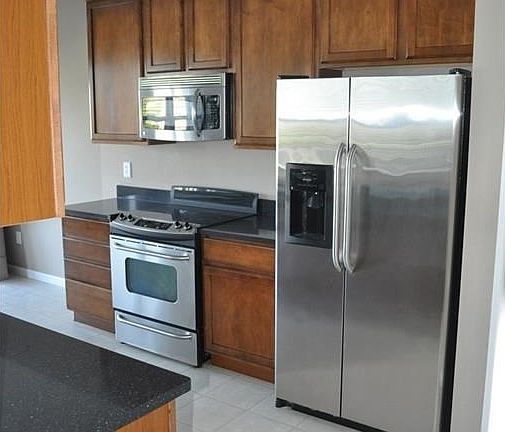3rd image of 1177 Lake Meadow Ct