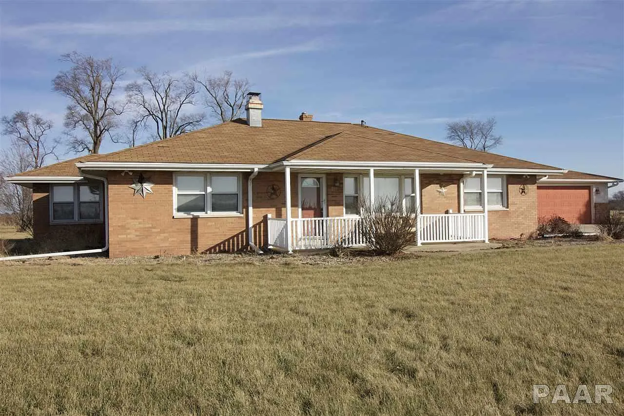 13725 W Farmington Rd photo 1