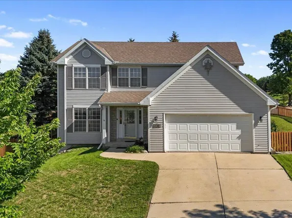 1136 Garfield LANE, Hartford, WI 53027