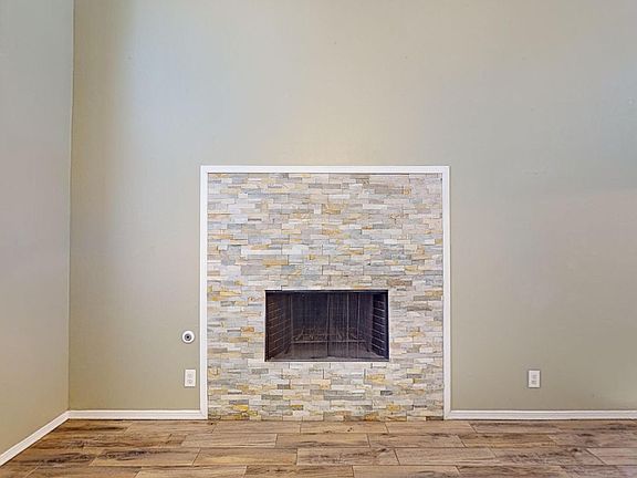 4th image of 5998 Joe Manago St