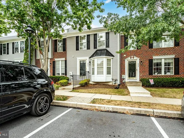 603 Coach Hill Ct, West Chester, PA 19380