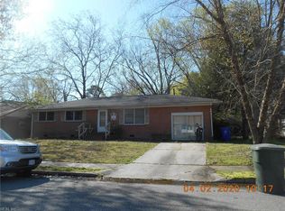 282 Malden Ln, Newport News, VA 23602