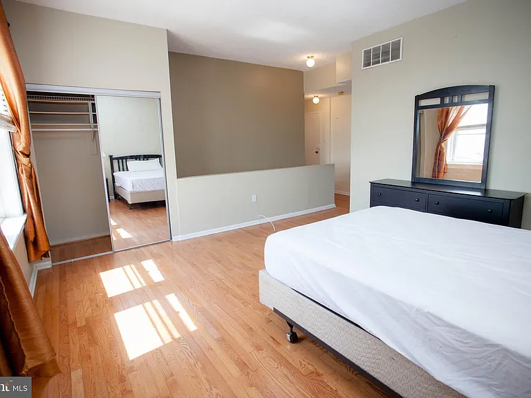 1851 Columbia Rd NW #600 — Photo 10