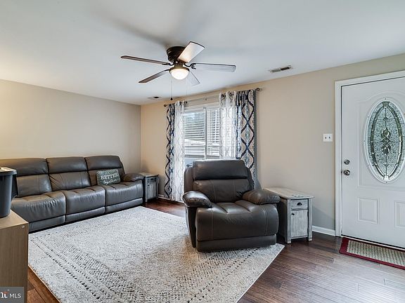 5th image of 3806 Cassell Blvd