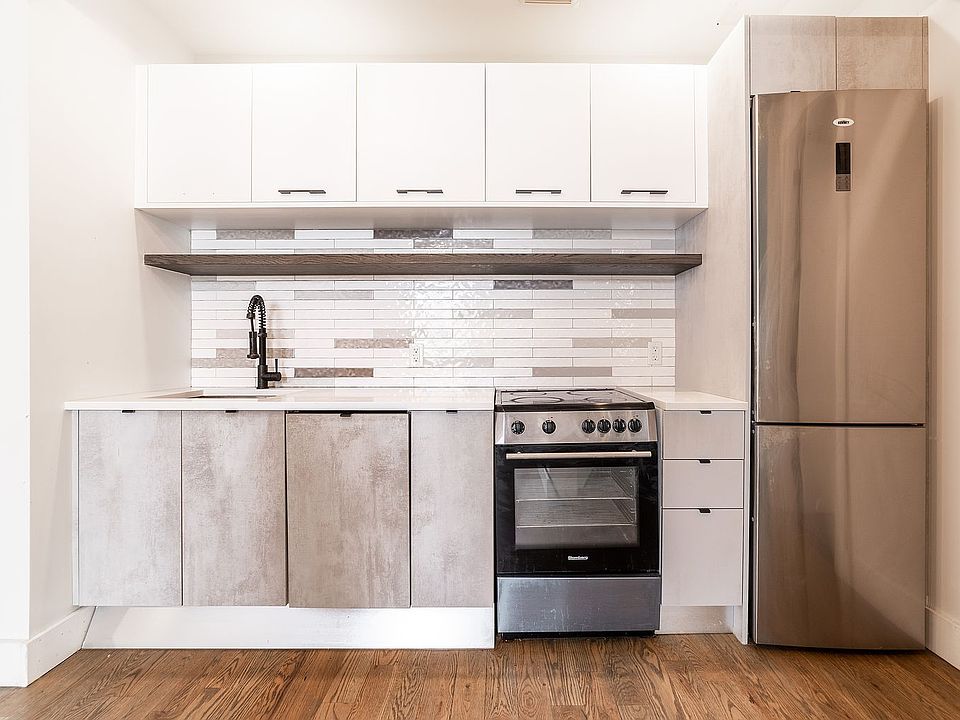 1st image of 806 Saint Johns Pl APT 3D