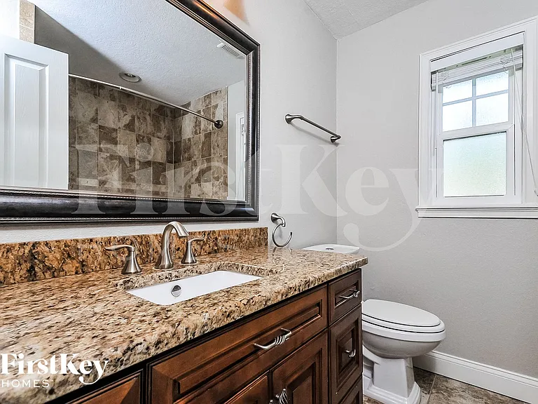 4635 Dillwyn Dr — Photo 14