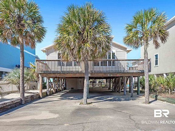 2nd image of 328 W Beach Blvd