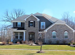 2250 Hickory Ridge Ct N, Canton, MI 48187