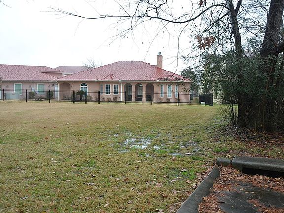 3rd image of 3814 Schooner Ln