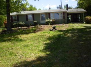 1114 Cole Ln, Scottsburg, VA 24589