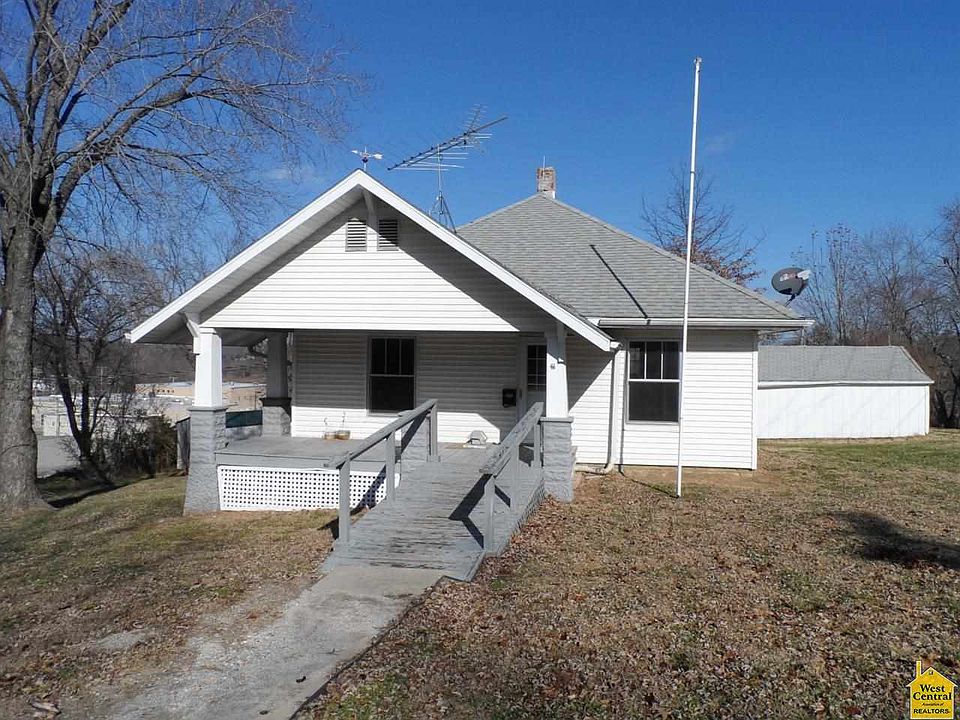 1st image of 420 Pine St