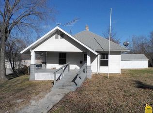 420 Pine St, Osceola, MO 64776