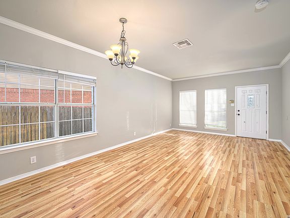 4th image of 16558 Redland Ranch
