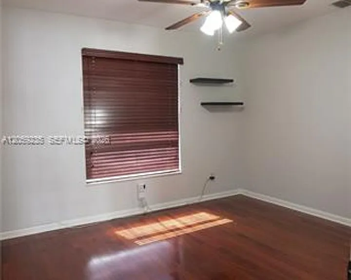 3160 Peachtree Cir #3160 — Photo 17