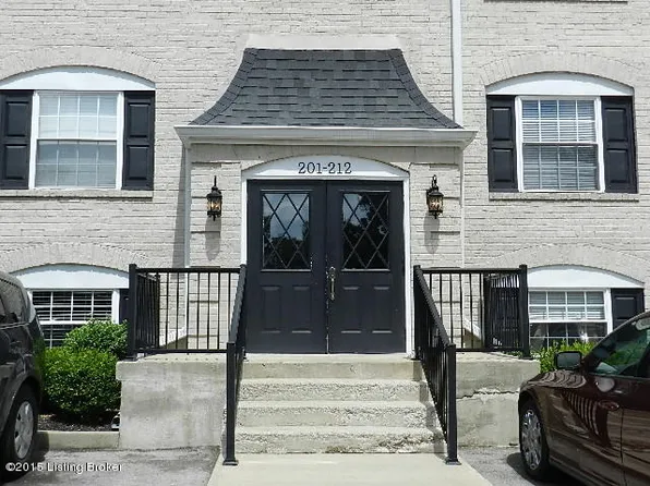 203 Middletown Sq #203, Louisville, KY 40243