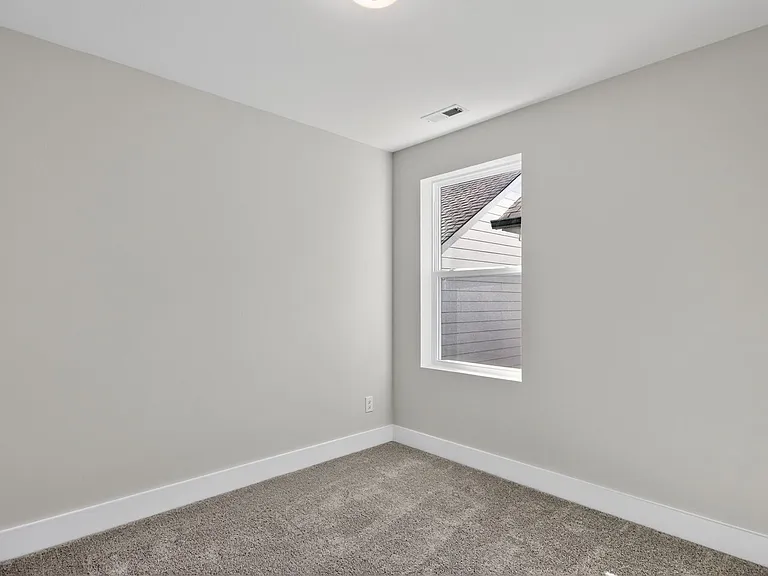 33 Hillway Rd — Photo 18