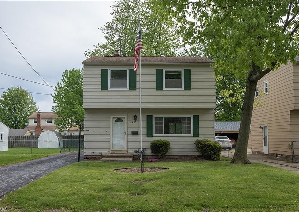 1st image of 247 Parkway Dr