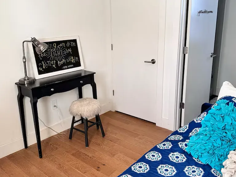 1128 Chicon St #300 — Photo 12
